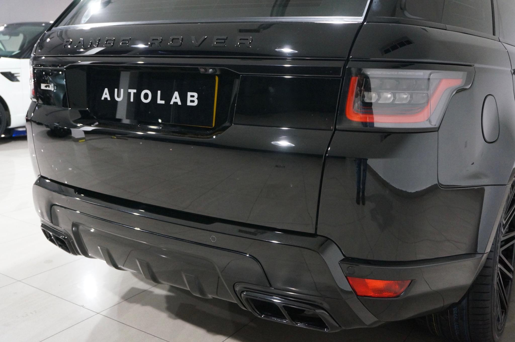 Land Rover Range Rover Sport 3.0 D300 MHEV HSE Silver Auto 4WD Euro 6 (s/s) 5dr
